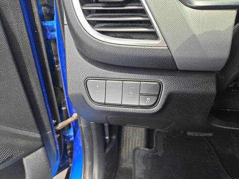 Used 2024 Kia Seltos LX AWD/4WD image 28