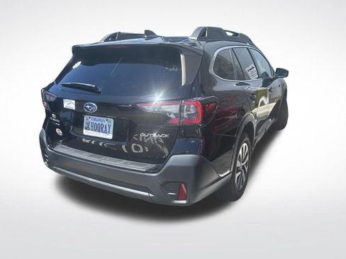 Used 2021 Subaru Outback Premium AWD/4WD image 2