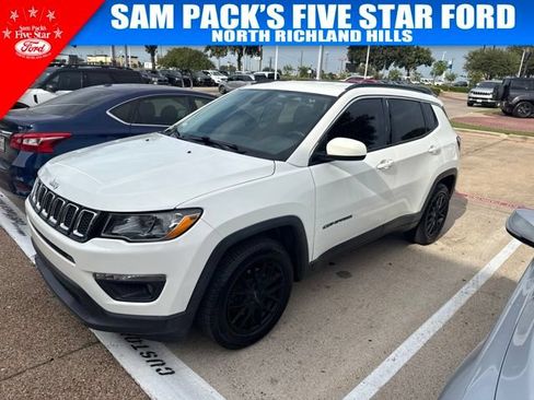 Used 2018 Jeep Compass Latitude w/ Popular Equipment Group FWD image 1
