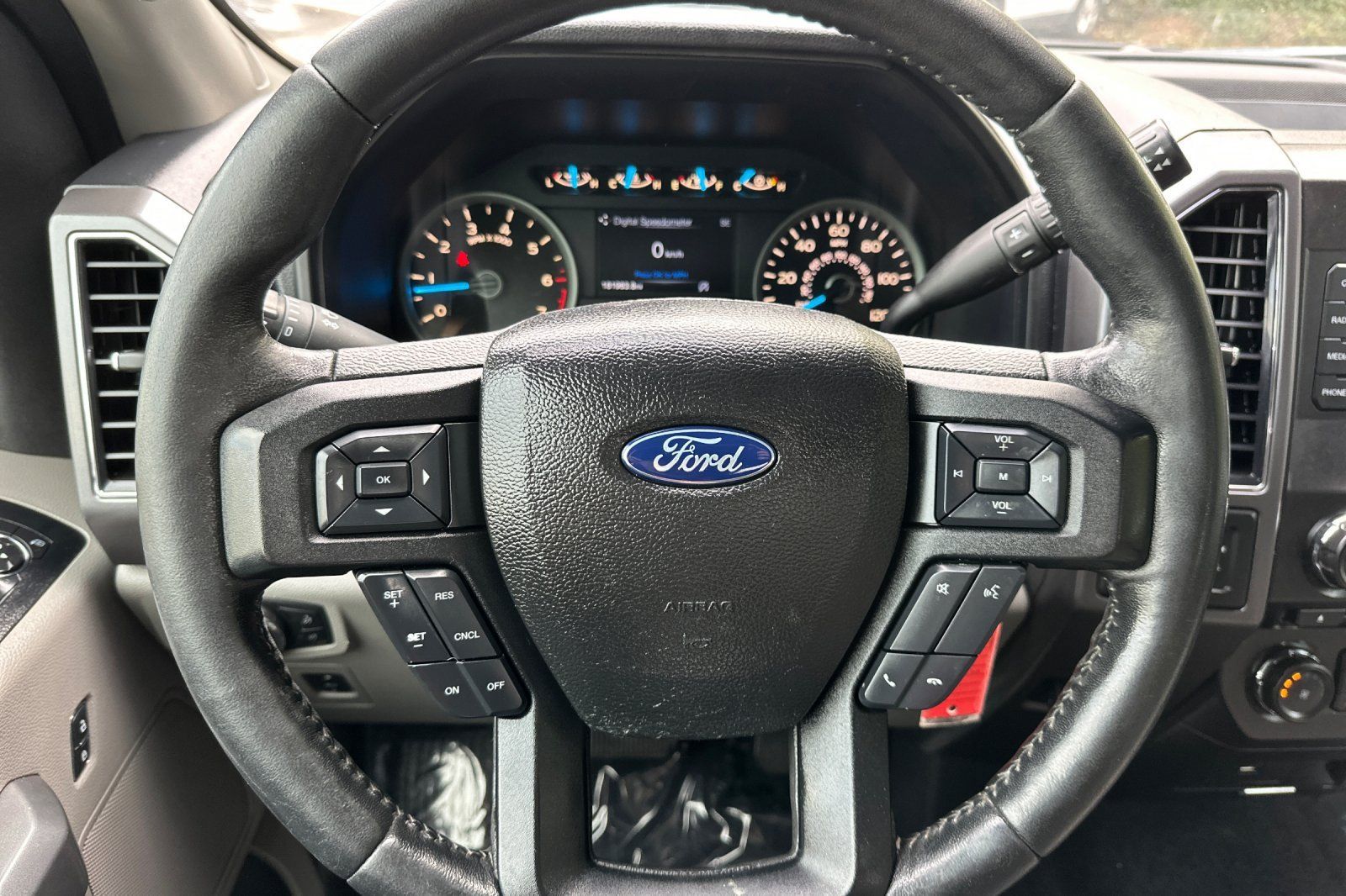 Used 2017 Ford F150 XLT w/ Equipment Group 301A Mid AWD/4WD image 23