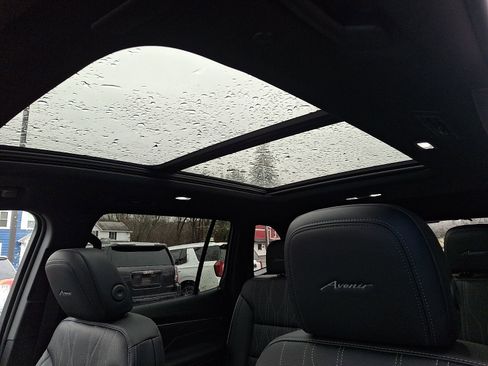 New 2026 Buick Enclave Avenir w/ Super Cruise Package image 15