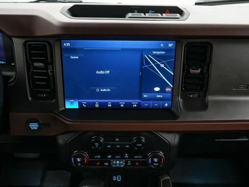 Certified 2024 Ford Bronco Outer Banks image 16