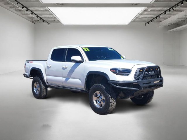 Used 2021 Toyota Tacoma TRD Off-Road w/ TRD Premium Off Road Package AWD/4WD image 7