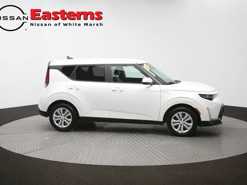 Used 2023 Kia Soul LX FWD image 44