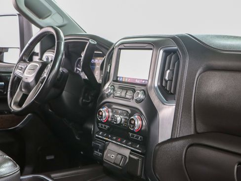Used 2022 GMC Sierra 2500 Denali AWD/4WD image 29