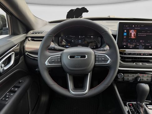 New 2026 Jeep Compass Trailhawk AWD/4WD image 17