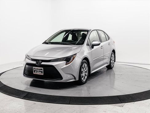 Certified 2023 Toyota Corolla LE image 3