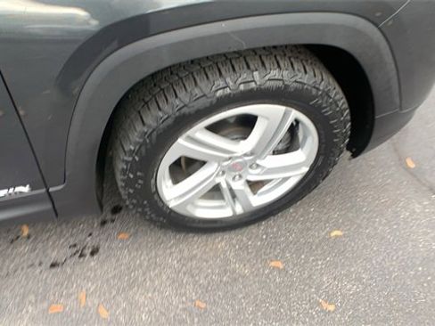 Used 2019 GMC Terrain SLE image 28