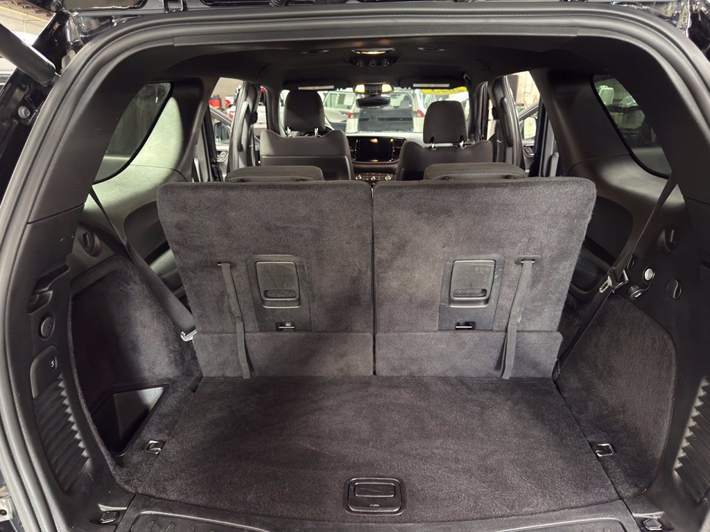 Used 2025 Dodge Durango GT AWD/4WD image 33
