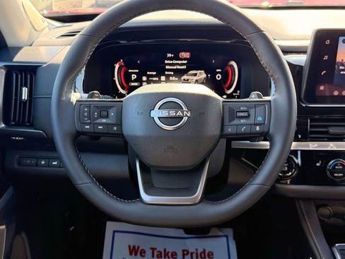 New 2026 Nissan Pathfinder SL w/ SL Premium Package image 24