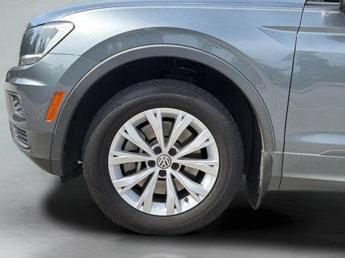 Used 2020 Volkswagen Tiguan S FWD image 29