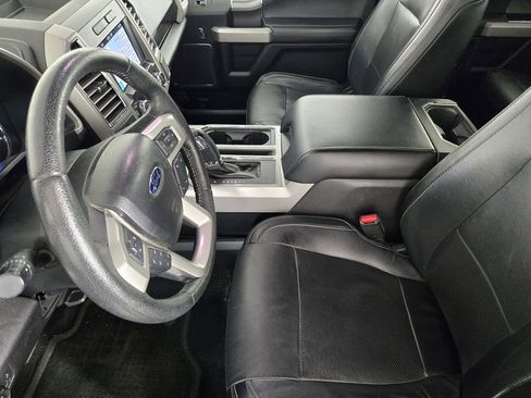 Used 2016 Ford F150 Lariat RWD image 14