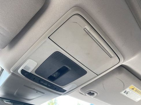 Certified 2022 Honda Civic Touring image 32