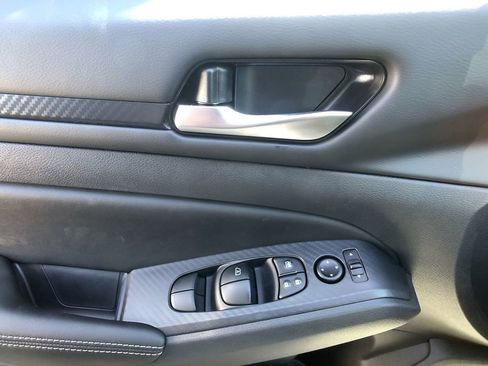 New 2025 Nissan Altima 2.5 SV image 16