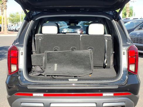 Used 2023 Hyundai Palisade SEL image 10