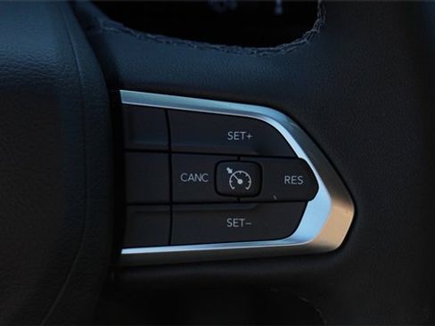 New 2026 Jeep Compass Latitude image 28