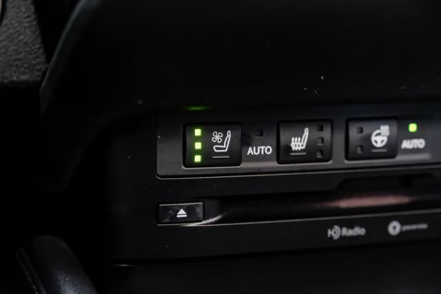 Used 2019 Lexus ES 350 w/ Premium Package FWD image 32