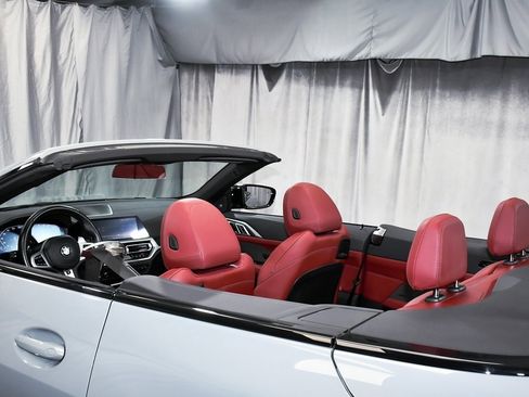 Used 2023 BMW 440i xDrive Convertible w/ Premium Package image 97
