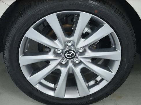 Used 2025 MAZDA MAZDA3 s image 12