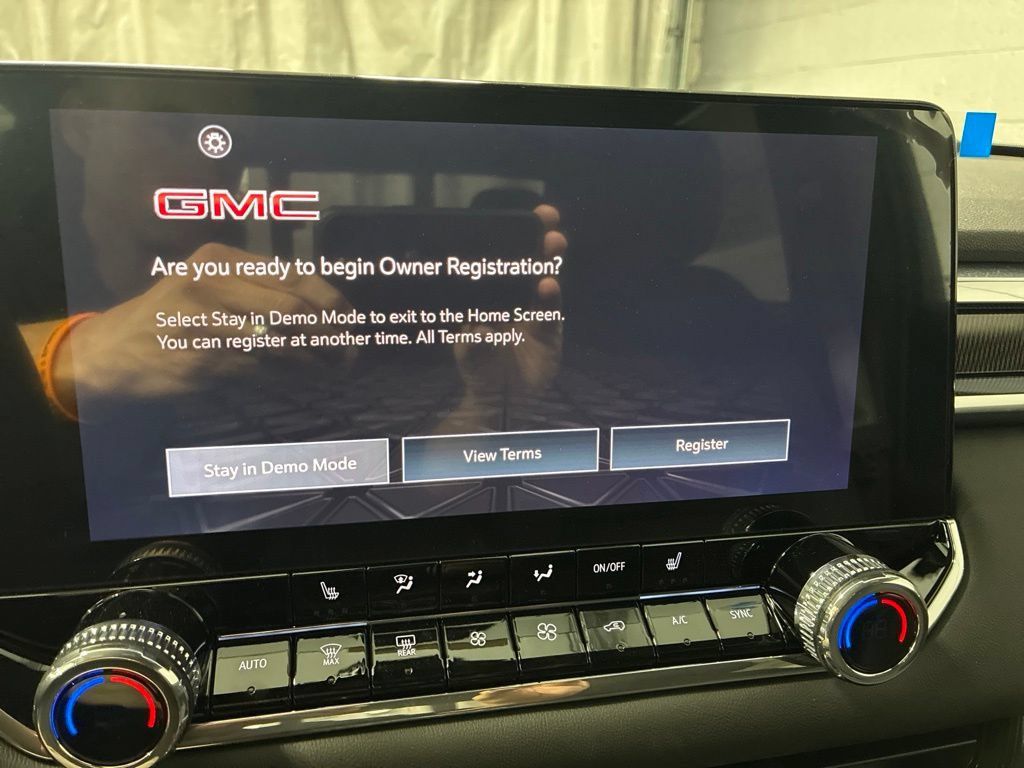 New 2026 GMC Canyon Elevation w/ Convenience Package AWD/4WD image 13