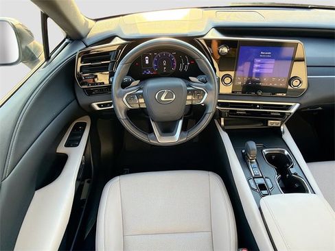 Used 2023 Lexus RX 350 FWD image 19