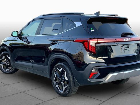 Used 2024 Kia Seltos EX FWD image 11