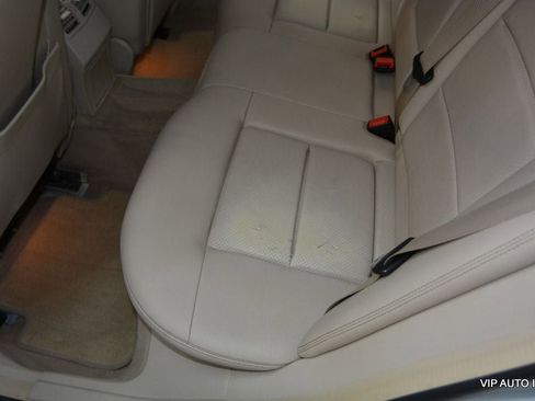 Used 2014 Mercedes-Benz E 350 Sedan image 26