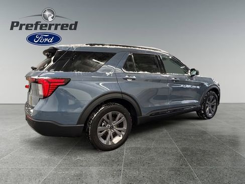 Used 2026 Ford Explorer Active w/ Active Comfort Package AWD/4WD image 17