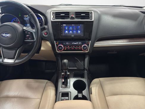 Used 2018 Subaru Outback 2.5i Limited AWD/4WD image 15