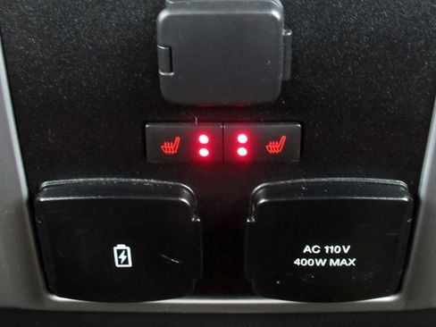 Used 2020 Ford F150 Platinum w/ Technology Package image 30