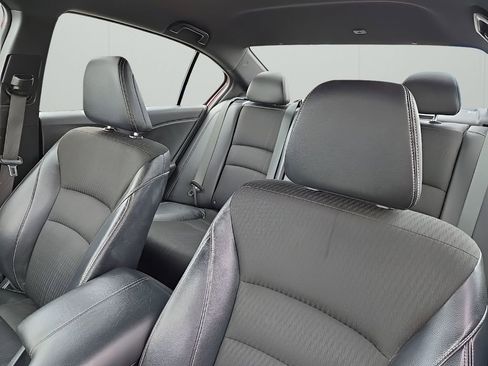 Used 2016 Honda Accord Sport image 10