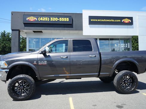 Used 2017 RAM 2500 Laramie AWD/4WD image 2