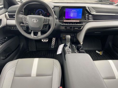 New 2026 Toyota Camry SE FWD image 10