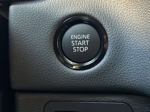 New 2025 Toyota Tundra Limited image 24