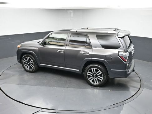 Used 2016 Toyota 4Runner Limited image 38