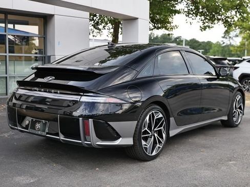 Used 2024 Hyundai Ioniq 6 SE AWD/4WD image 7