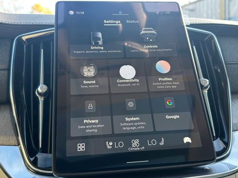 New 2026 Volvo XC90 B6 Ultra image 31