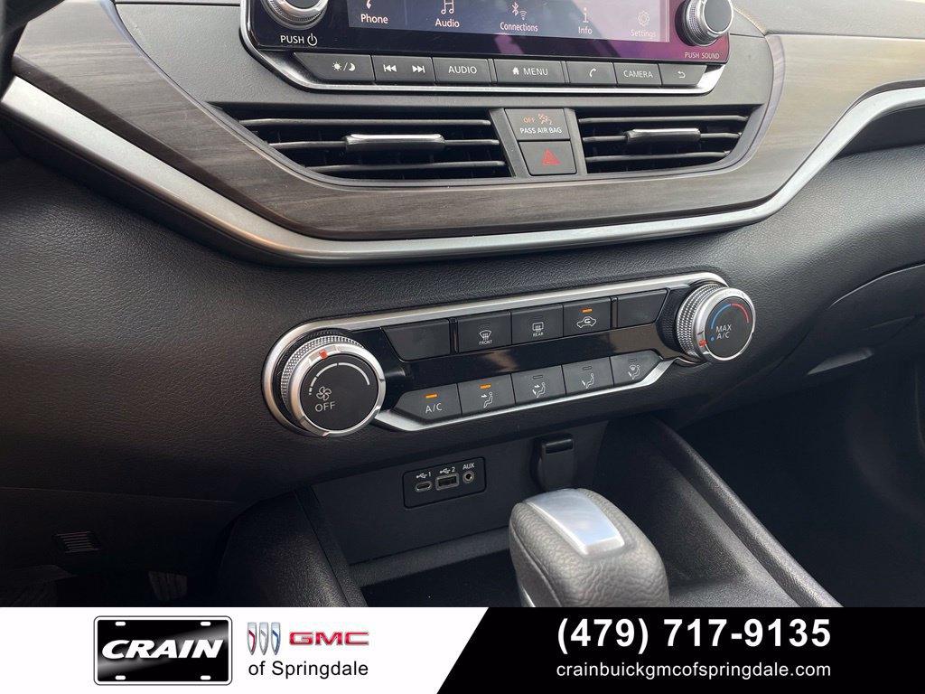 Used 2025 Nissan Altima 2.5 SV FWD image 18