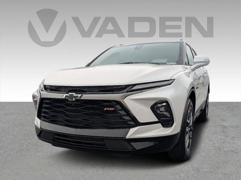 New 2025 Chevrolet Blazer RS w/ Driver Confidence II Package image 3