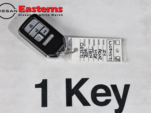 Used 2024 Acura MDX SH-AWD w/ Technology Package image 26