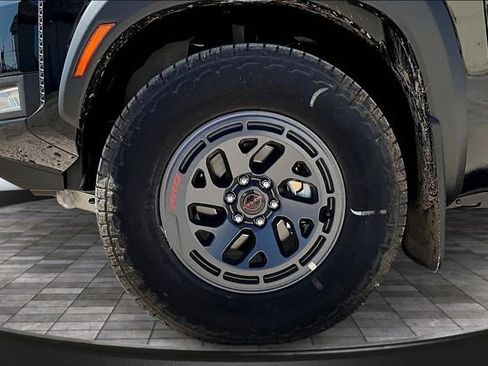 New 2025 Nissan Frontier PRO-4X w/ Interior Protection Package image 13