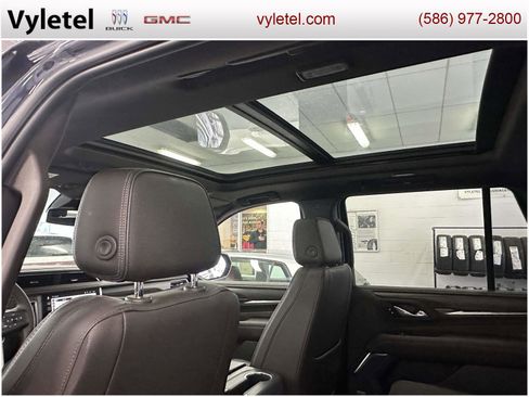 Used 2023 GMC Yukon Denali image 16