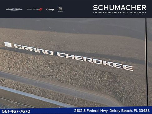 New 2026 Jeep Grand Cherokee Limited RWD image 10
