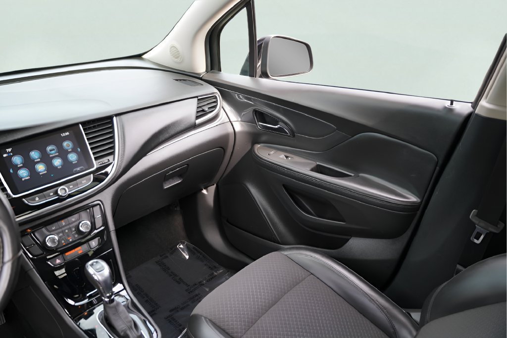 Used 2019 Buick Encore Sport Touring FWD image 26