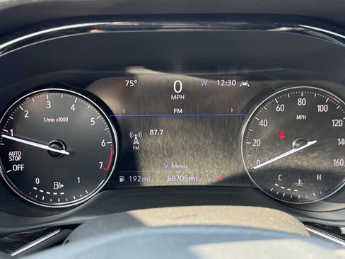 Used 2023 Buick Envision Essence image 10