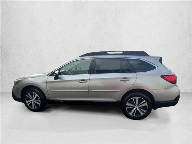 Used 2018 Subaru Outback 3.6R Limited AWD/4WD image 9