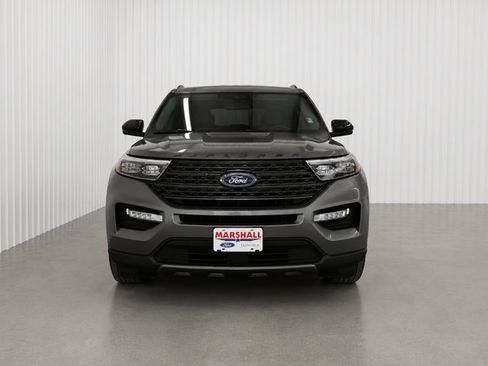 Used 2024 Ford Explorer XLT w/ Equipment Group 202A RWD image 2