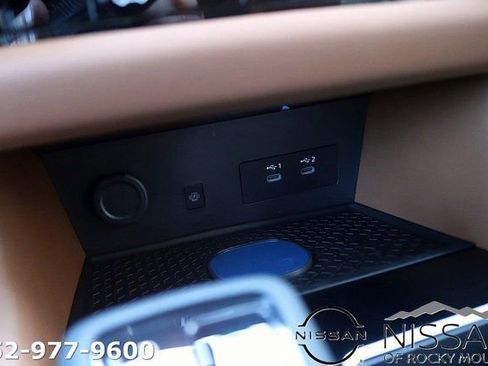 New 2026 Nissan Pathfinder Platinum FWD image 22