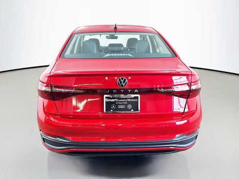 New 2026 Volkswagen Jetta SE image 6