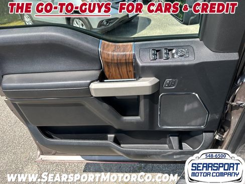 Used 2018 Ford F150 Lariat w/ Equipment Group 502A Luxury AWD/4WD image 19